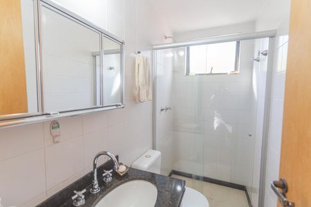 Apartamento à venda com 93m², 3 quartos e 2 vagasBanheiro da Suíte
