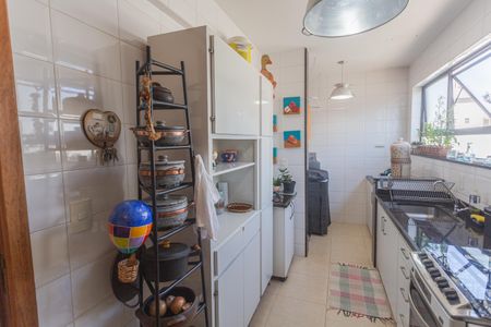 Apartamento à venda com 93m², 3 quartos e 2 vagasCozinha
