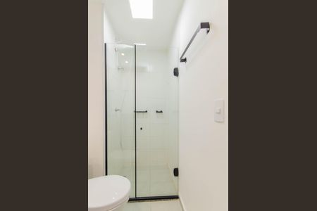 Banheiro de apartamento para alugar com 1 quarto, 42m² em Vila Mariana, São Paulo