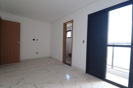 Apartamento à venda com 140m², 3 quartos e 2 vagassuíte