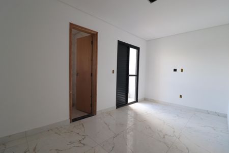 Apartamento à venda com 140m², 3 quartos e 2 vagassuíte