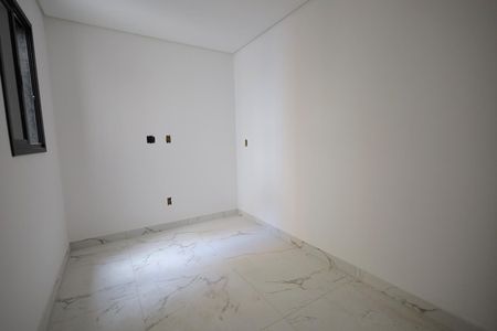 Apartamento à venda com 133m², 3 quartos e 2 vagasQuarto 2