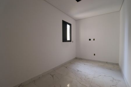 Apartamento à venda com 140m², 3 quartos e 2 vagasQuarto 2