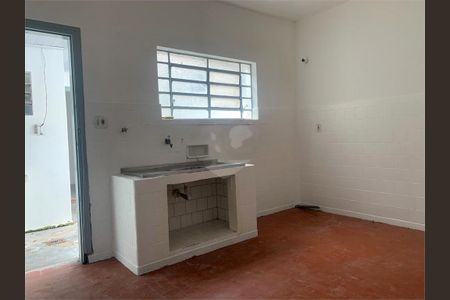 Casa à venda com 2 quartos, 126m² em Cidade Vargas, São Paulo