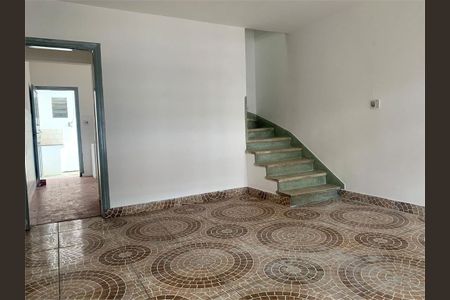 Casa à venda com 126m², 2 quartos e 1 vaga