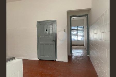 Casa à venda com 2 quartos, 126m² em Cidade Vargas, São Paulo