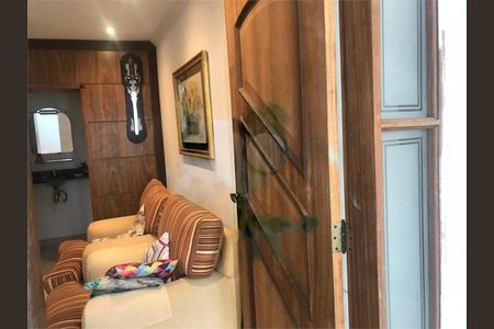 Casa à venda com 4 quartos, 120m² em Parque Colonial, São Paulo