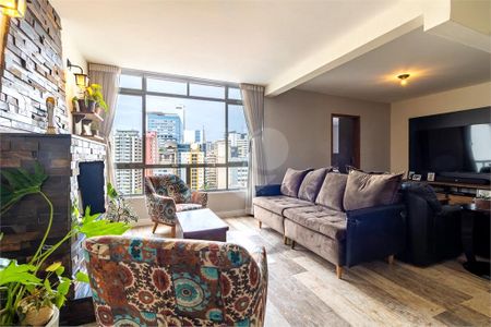 Apartamento à venda com 2 quartos, 97m² em Consolação, São Paulo