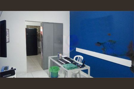 Casa à venda com 2 quartos, 130m² em Vila Monumento, São Paulo