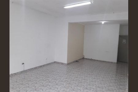 Casa à venda com 2 quartos, 130m² em Vila Monumento, São Paulo