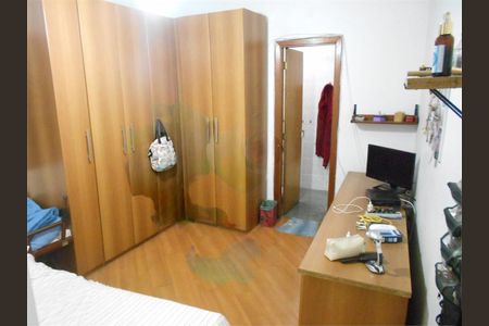 Casa à venda com 97m², 3 quartos e 4 vagas