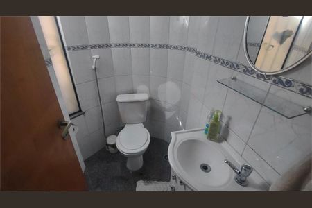 Casa à venda com 97m², 3 quartos e 4 vagas