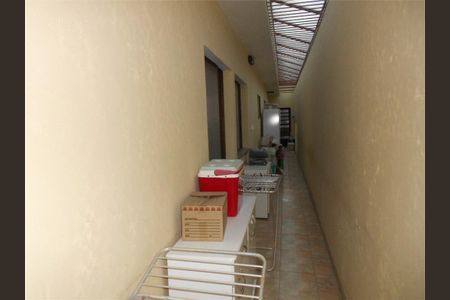 Casa à venda com 97m², 3 quartos e 4 vagas