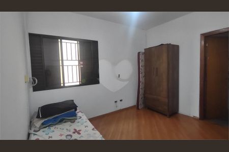 Casa à venda com 97m², 3 quartos e 4 vagas