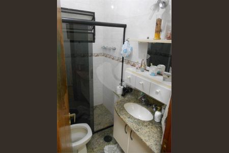 Casa à venda com 97m², 3 quartos e 4 vagas