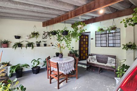 Casa à venda com 102m², 2 quartos e 1 vagaGaragem