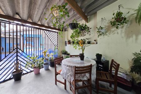 Casa à venda com 102m², 2 quartos e 1 vagaGaragem