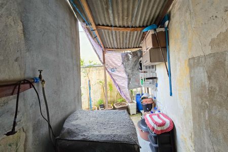 Casa à venda com 102m², 2 quartos e 1 vagaÁrea de Serviço