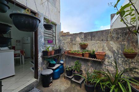 Casa à venda com 102m², 2 quartos e 1 vagaQuintal