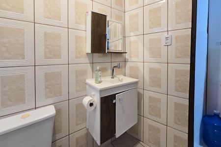 Casa à venda com 102m², 2 quartos e 1 vagaBanheiro Social