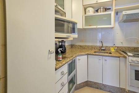 Apartamento para alugar com 78m², 2 quartos e 1 vagaCozinha