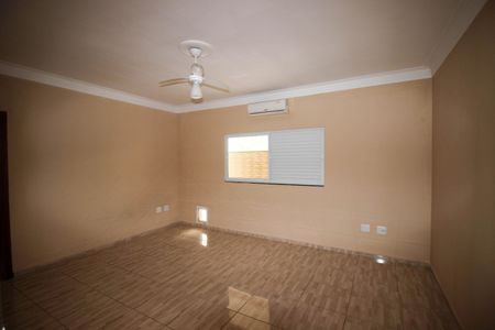 Casa de condomínio para alugar com 250m², 3 quartos e 4 vagasSuíte 2