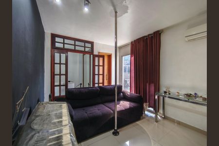 Apartamento à venda com 178m², 3 quartos e 2 vagas Apartamento à venda com 178m², 3 quartos e 2 vagasSala