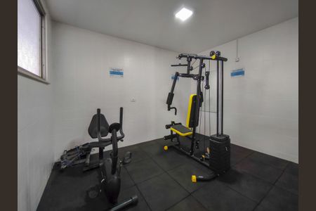 Apartamento à venda com 178m², 3 quartos e 2 vagas Apartamento à venda com 178m², 3 quartos e 2 vagasÁrea comum - Academia