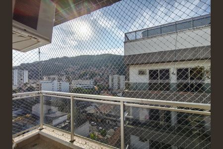 Apartamento à venda com 178m², 3 quartos e 2 vagas Apartamento à venda com 178m², 3 quartos e 2 vagasVaranda da Suíte 2