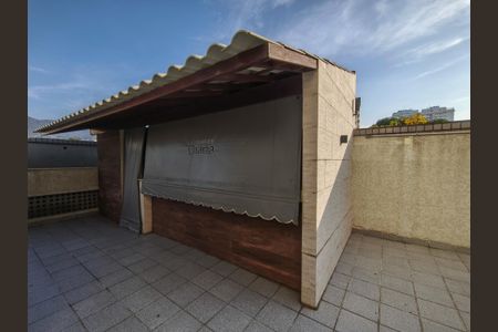 Apartamento à venda com 178m², 3 quartos e 2 vagas Apartamento à venda com 178m², 3 quartos e 2 vagasÁrea comum - Churrasqueira