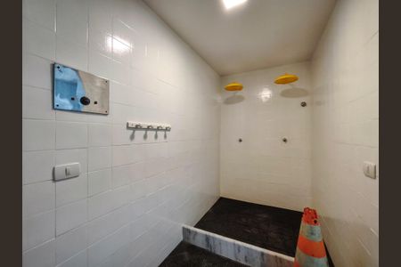 Apartamento à venda com 178m², 3 quartos e 2 vagas Apartamento à venda com 178m², 3 quartos e 2 vagasÁrea comum