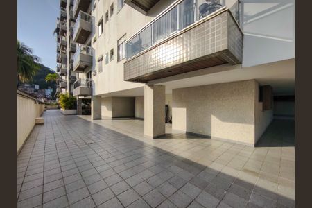 Apartamento à venda com 178m², 3 quartos e 2 vagas Apartamento à venda com 178m², 3 quartos e 2 vagasÁrea comum - Playground