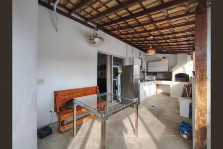 Apartamento à venda com 178m², 3 quartos e 2 vagas Apartamento à venda com 178m², 3 quartos e 2 vagasEspaço Gourmet