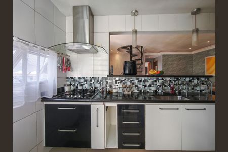 Apartamento à venda com 178m², 3 quartos e 2 vagas Apartamento à venda com 178m², 3 quartos e 2 vagasCozinha