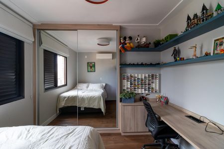 Apartamento à venda com 301m², 3 quartos e 3 vagas Apartamento à venda com 301m², 3 quartos e 3 vagasQuarto 2