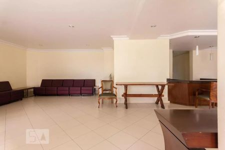 Apartamento à venda com 301m², 3 quartos e 3 vagas Apartamento à venda com 301m², 3 quartos e 3 vagasÁrea comum - Salão de festas