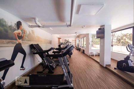 Apartamento à venda com 301m², 3 quartos e 3 vagas Apartamento à venda com 301m², 3 quartos e 3 vagasÁrea comum - Academia