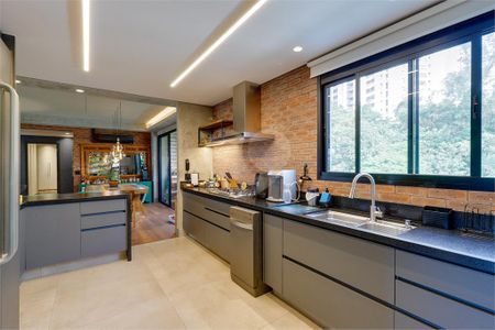 Apartamento à venda com 4 quartos, 207m² em Jardim Panorama, São Paulo