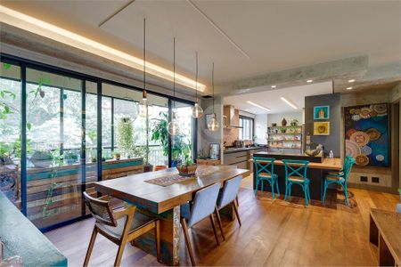 Apartamento à venda com 4 quartos, 207m² em Jardim Panorama, São Paulo