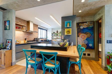 Apartamento à venda com 4 quartos, 207m² em Jardim Panorama, São Paulo