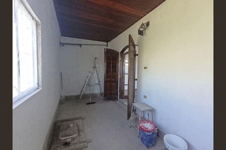 Casa à venda com 4 quartos, 178m² em Vila Sonia, São Paulo