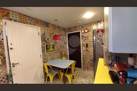 Casa à venda com 3 quartos, 94m² em Jardim Esmeralda, São Paulo