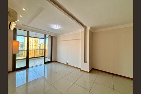 Apartamento à venda com 3 quartos, 108m² em Icaraí, Niterói