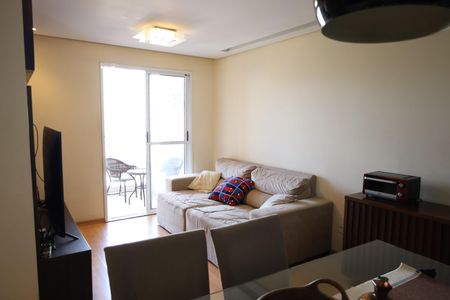 Apartamento à venda com 71m², 3 quartos e 1 vagaSala