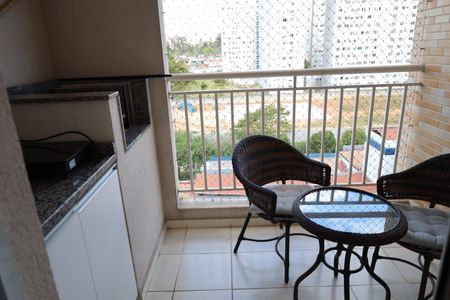 Apartamento à venda com 71m², 3 quartos e 1 vagaVaranda