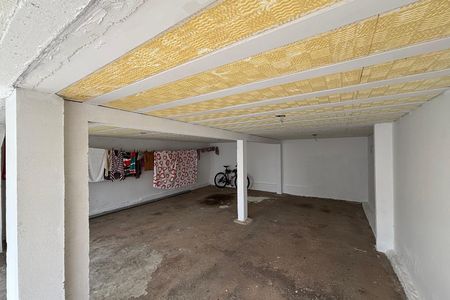 Garagem de casa para alugar com 3 quartos, 160m² em Ouro Preto, Belo Horizonte