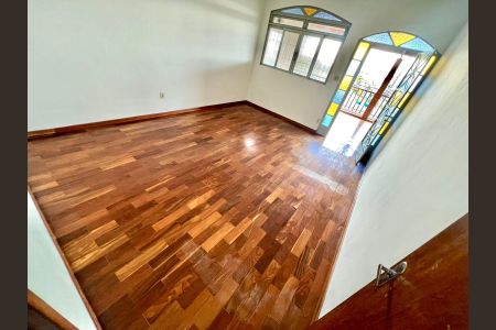 Casa para alugar com 160m², 3 quartos e 1 vaga Casa para alugar com 160m², 3 quartos e 1 vagaSala 1