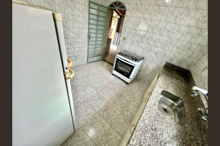 Casa para alugar com 160m², 3 quartos e 1 vaga Casa para alugar com 160m², 3 quartos e 1 vagaCozinha
