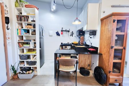 Studio à venda com 30m², 1 quarto e sem vaga Studio à venda com 30m², 1 quarto e sem vagaCozinha