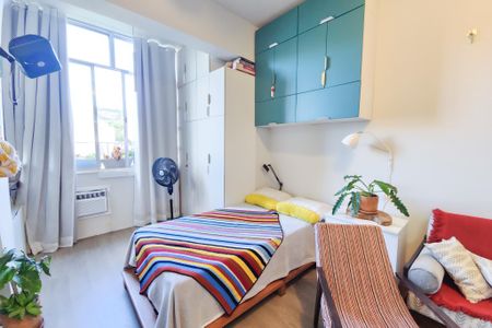 Studio de kitnet/studio para alugar com 1 quarto, 30m² em Centro, Rio de Janeiro